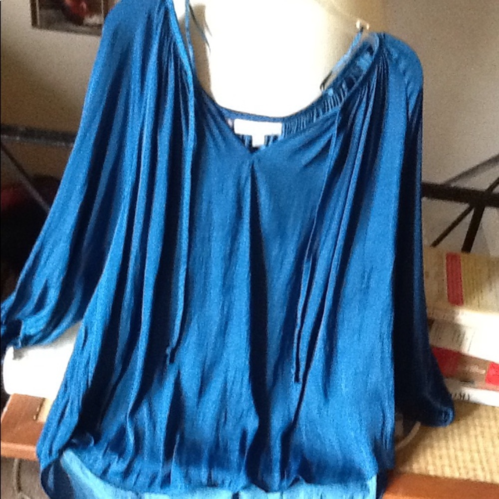 Jennifer Lopez 1X v neck polyester puffed blouse